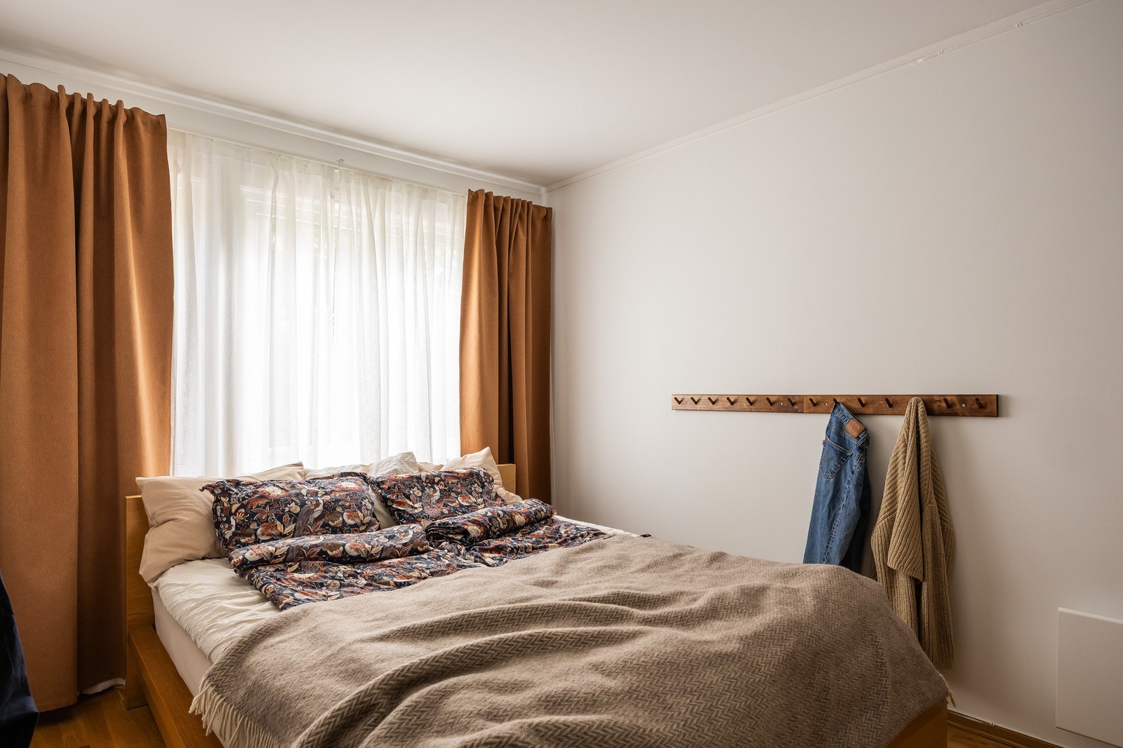 Lyst hovedsoverom med fleksible innredningsmuligheter. Galleribilde