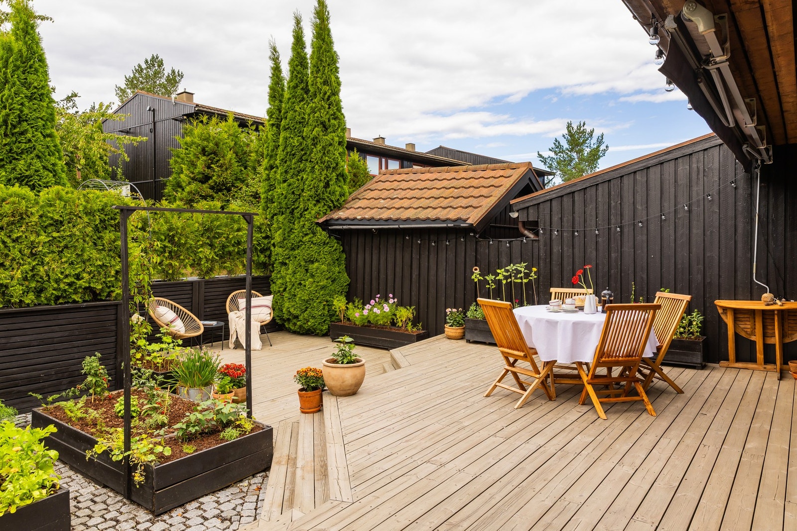 Gamle Stovner - Idyllisk familievennlig rekkehus over 2 plan. Galleribilde