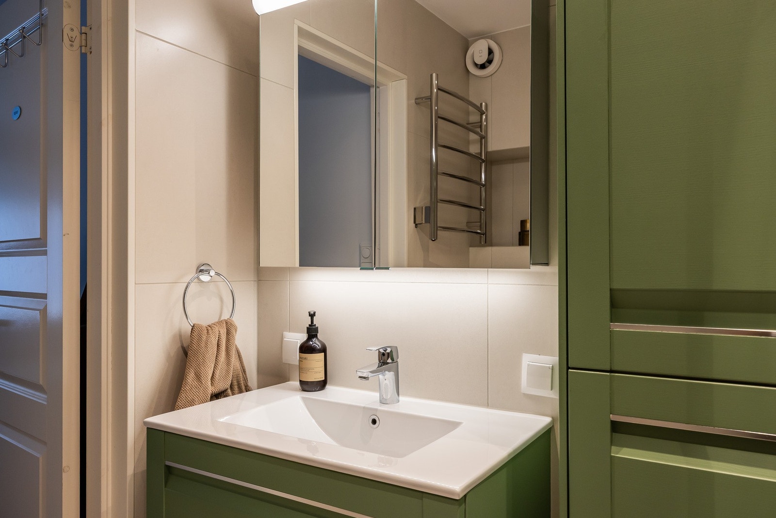 Praktiske oppbevaringsmuligheter. Galleribilde