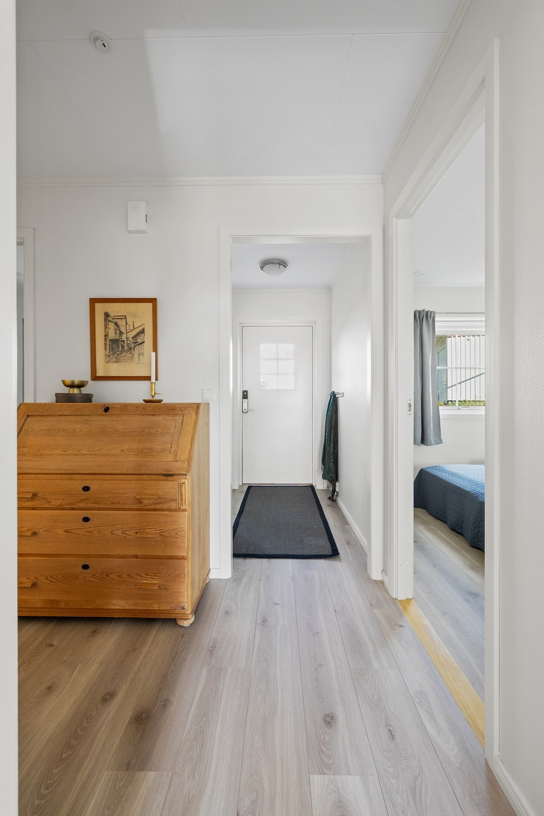 En trivelig entré og gang ønsker deg velkommen inn. Galleribilde