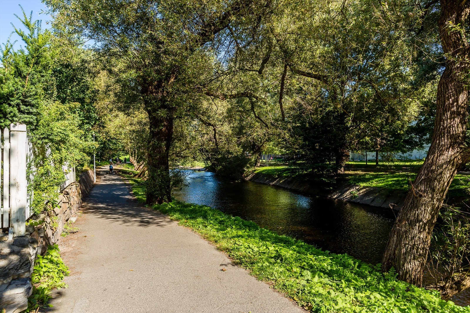 Populære Akerselva er en kort gåtur fra leiligheten. Galleribilde