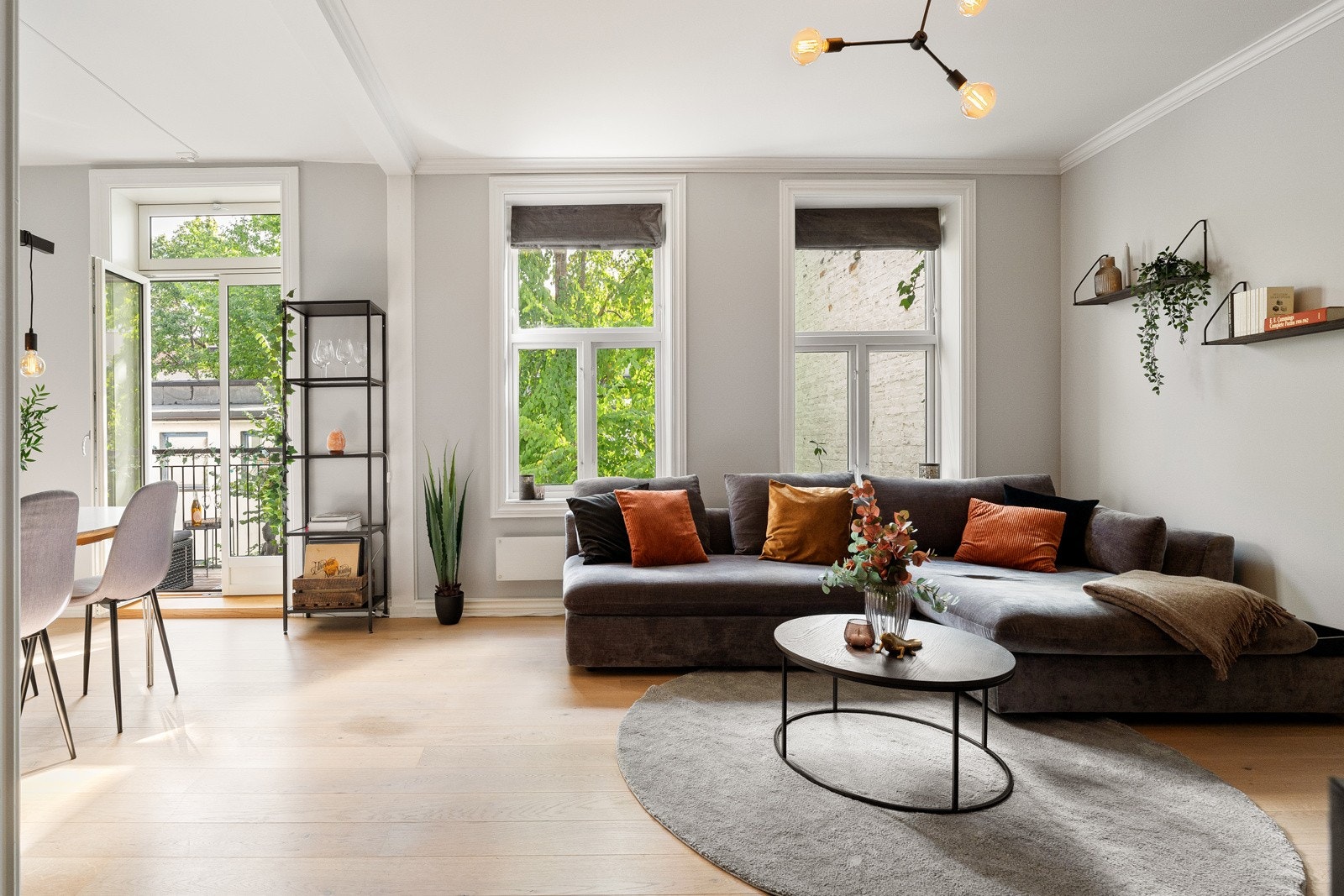 En lys og innbydende 3-roms i et av Grünerløkkas mest populære kvartaler. Galleribilde