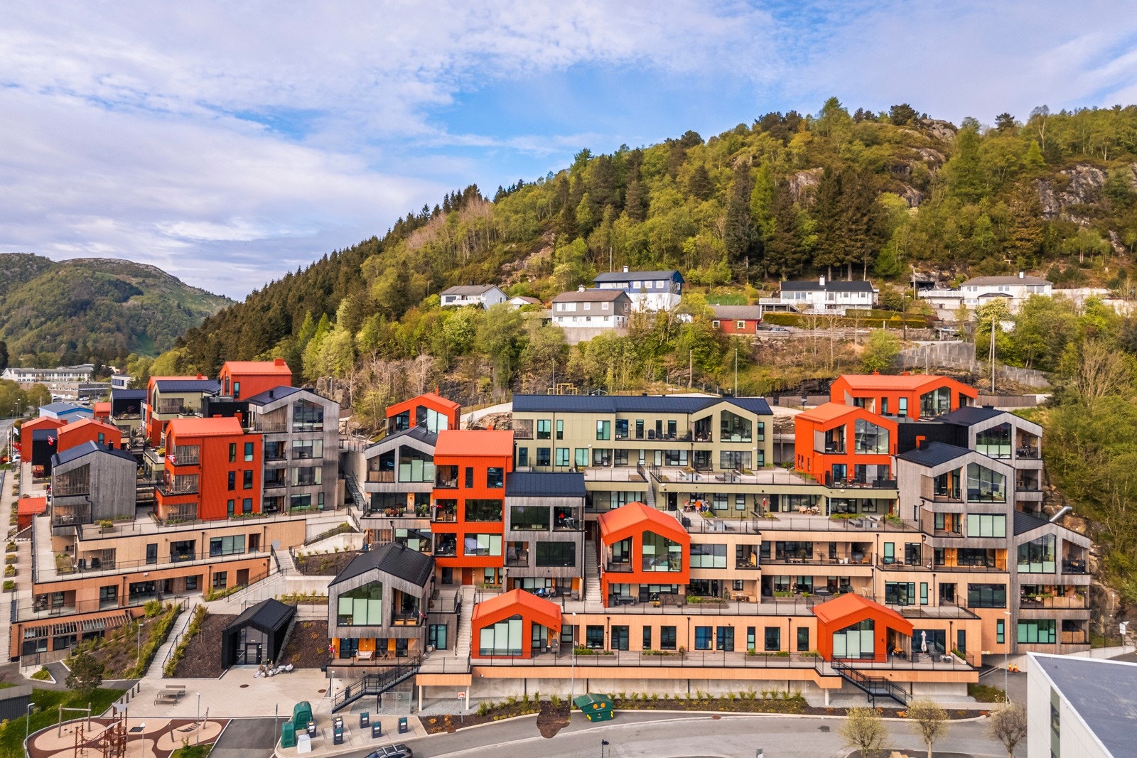 Dersom du foretrekker å trene innendørs har du flere valgmuligheter - Trimrommet på Liaparken, Nr1 Fitness, Sats og Family Sports Club for å nevne noen. Galleribilde