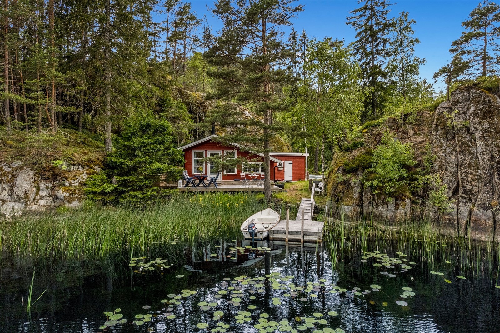 Her ligger alt til rette for å bare "flytte inn" og nyte ferie og late fridager. Galleribilde