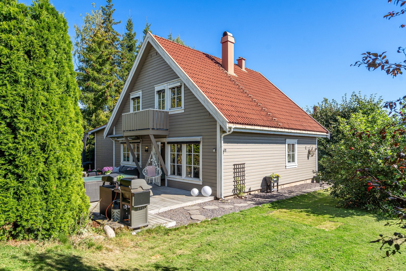 Superflott familiebolig presentert av eiendomsmegler Bjørnar Leirdal - 46445633 Galleribilde