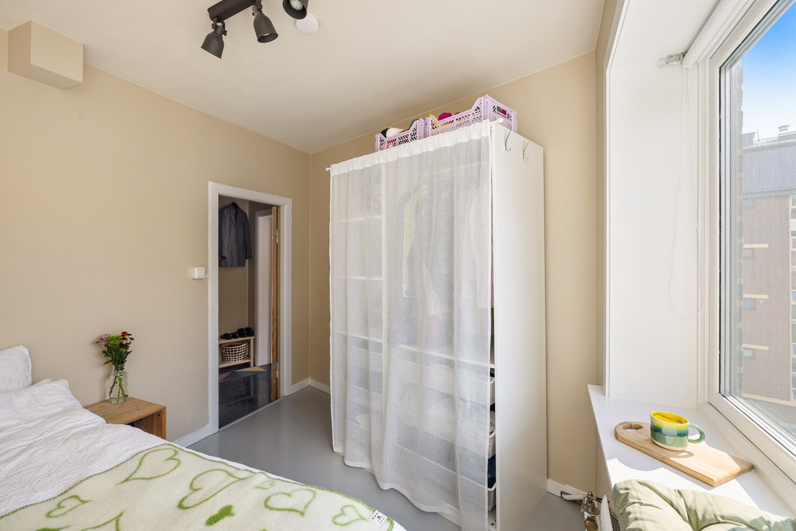 Vindusadkomst til brannbalkongen. Galleribilde