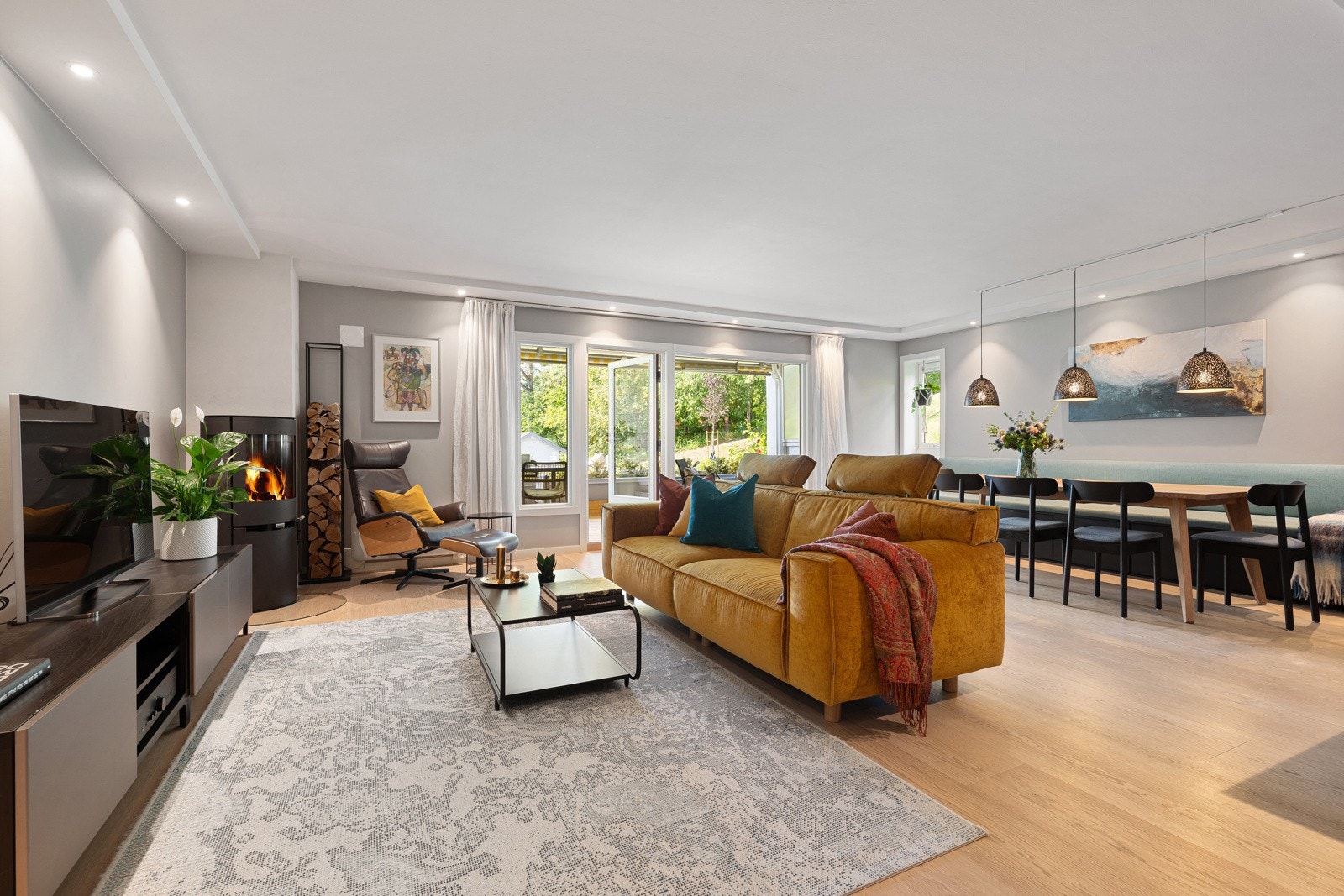 Velkommen til Åsstubben 19 - Moderne og innholdsrik 4-roms endeleilighet med ettertraktet beliggenhet på Ullernåsen. Galleribilde