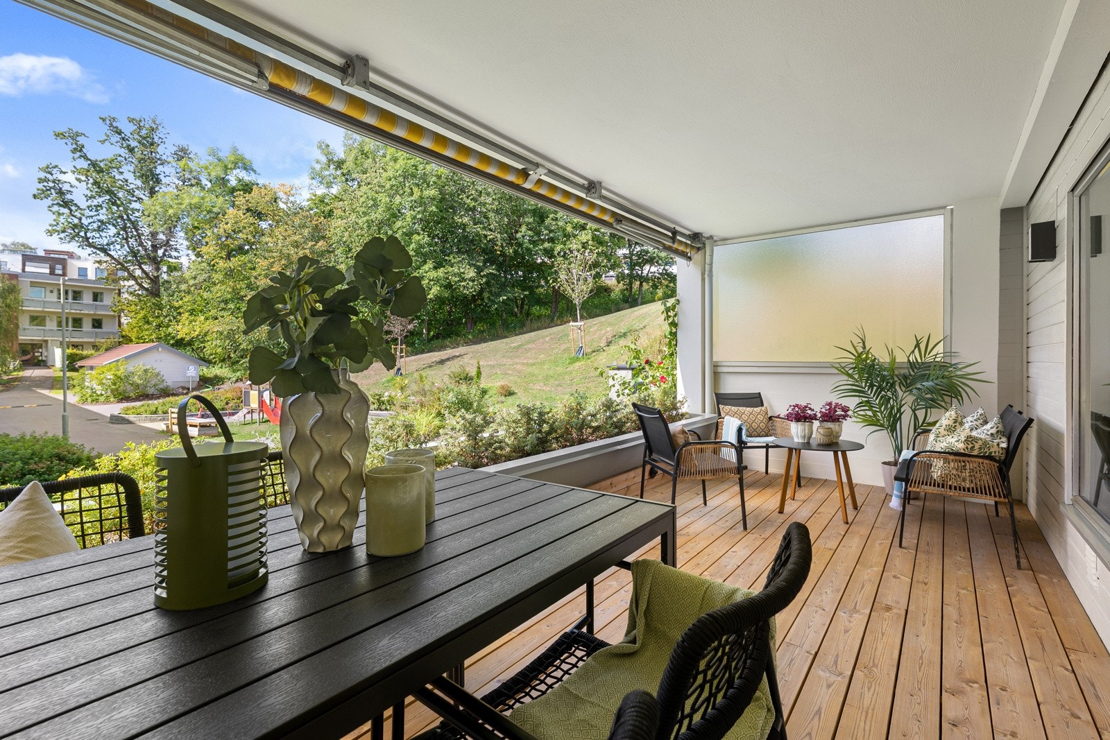 Boligen presenteres av Henrik Erland Morud, V. PrivatMegleren Dyve & Partnere. Galleribilde