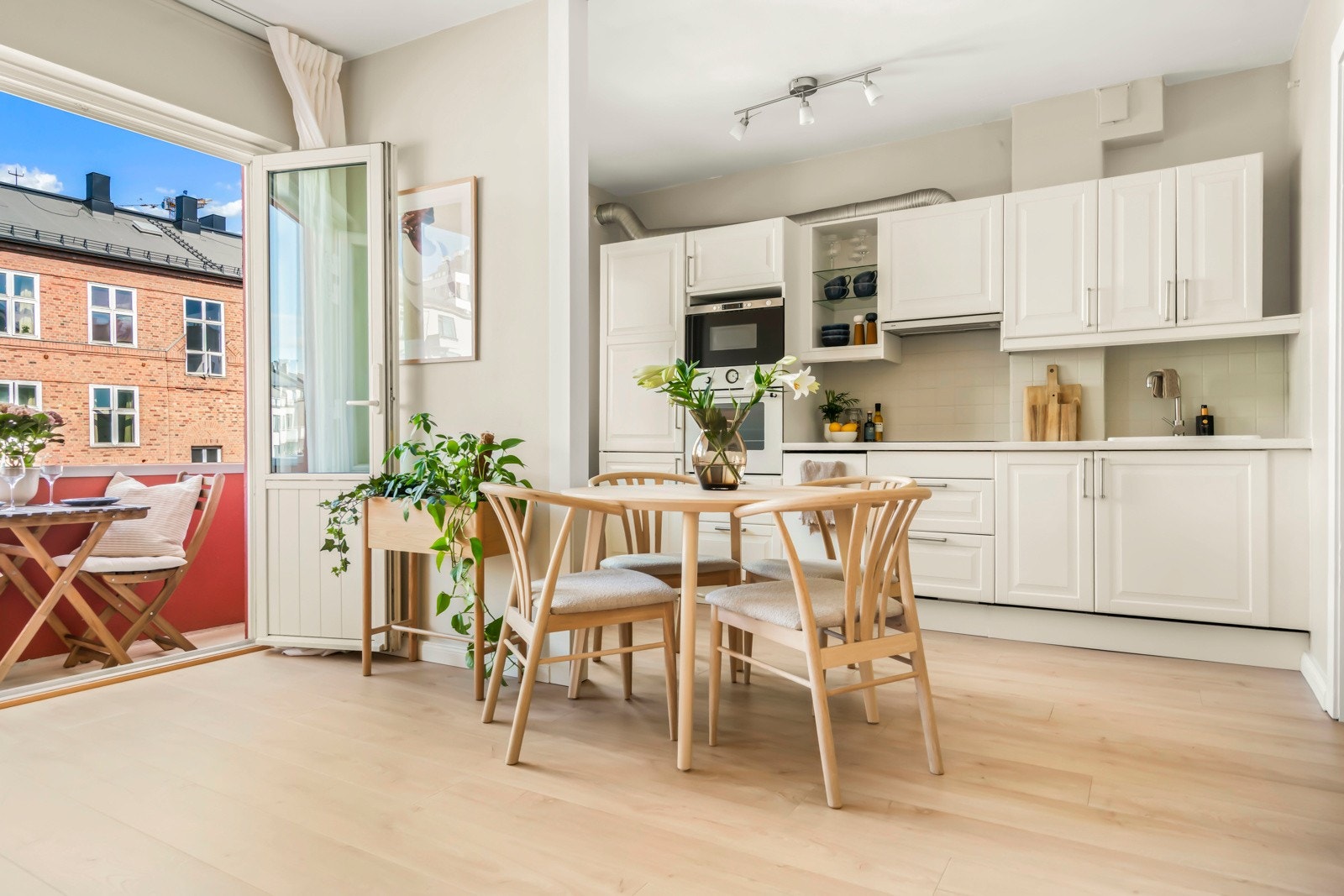 Mulighet for å innfri fellesgjeld (IN-ording) to ganger årlig, som kan redusere felleskostnad til 5 037,- kr per måned. Galleribilde