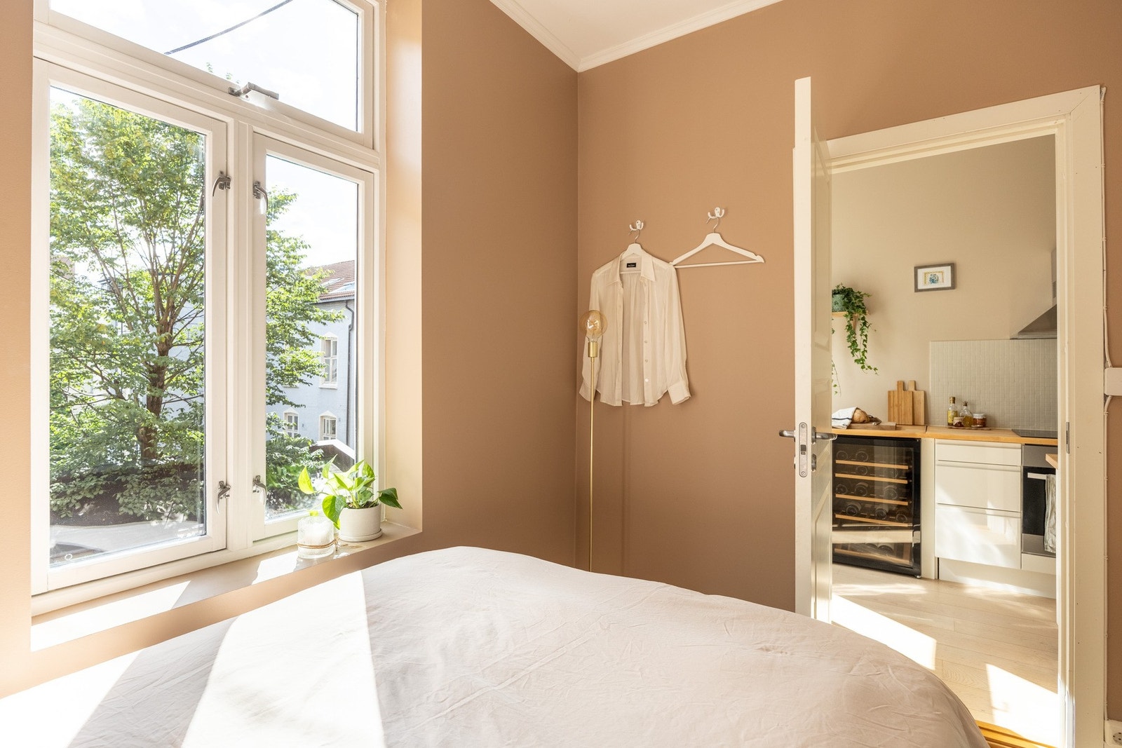 Soverommet vender mot bakgård. Galleribilde