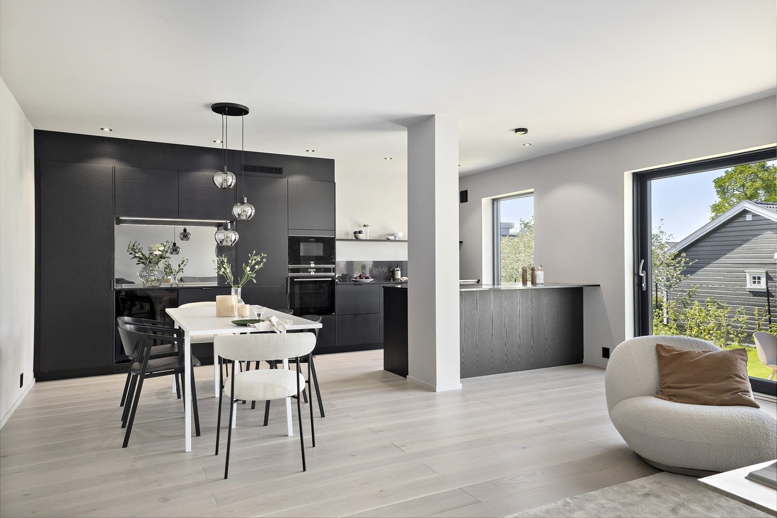 Velkommen til Tolvsrødveien 4C! Eiendommen presenteres av Tea Wærland i Aktiv Eiendomsmegling Galleribilde