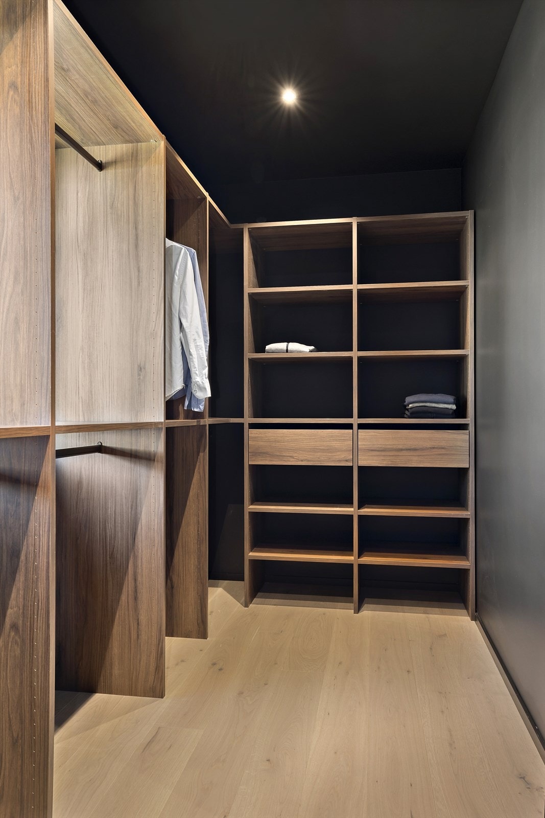 Innredet garderobe er godkjent som soverom på kommunens tegninger Galleribilde