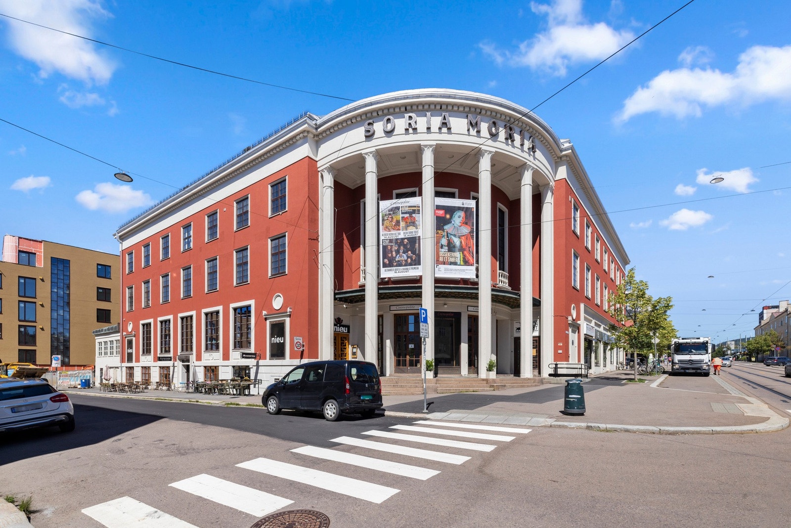 Mangfoldig og spennende kulturtilbud i området, med blant annet Kulturhuset Soria Moria, bar/restaurant og teater. Galleribilde