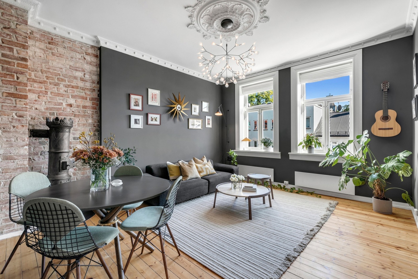 Thea Marie Gjerdalen v/ Eie Valkyrien ønsker deg velkommen til hyggelig visning i Trondheimsveien 18A! (Trykk på 360 link for virtuell visning) Galleribilde