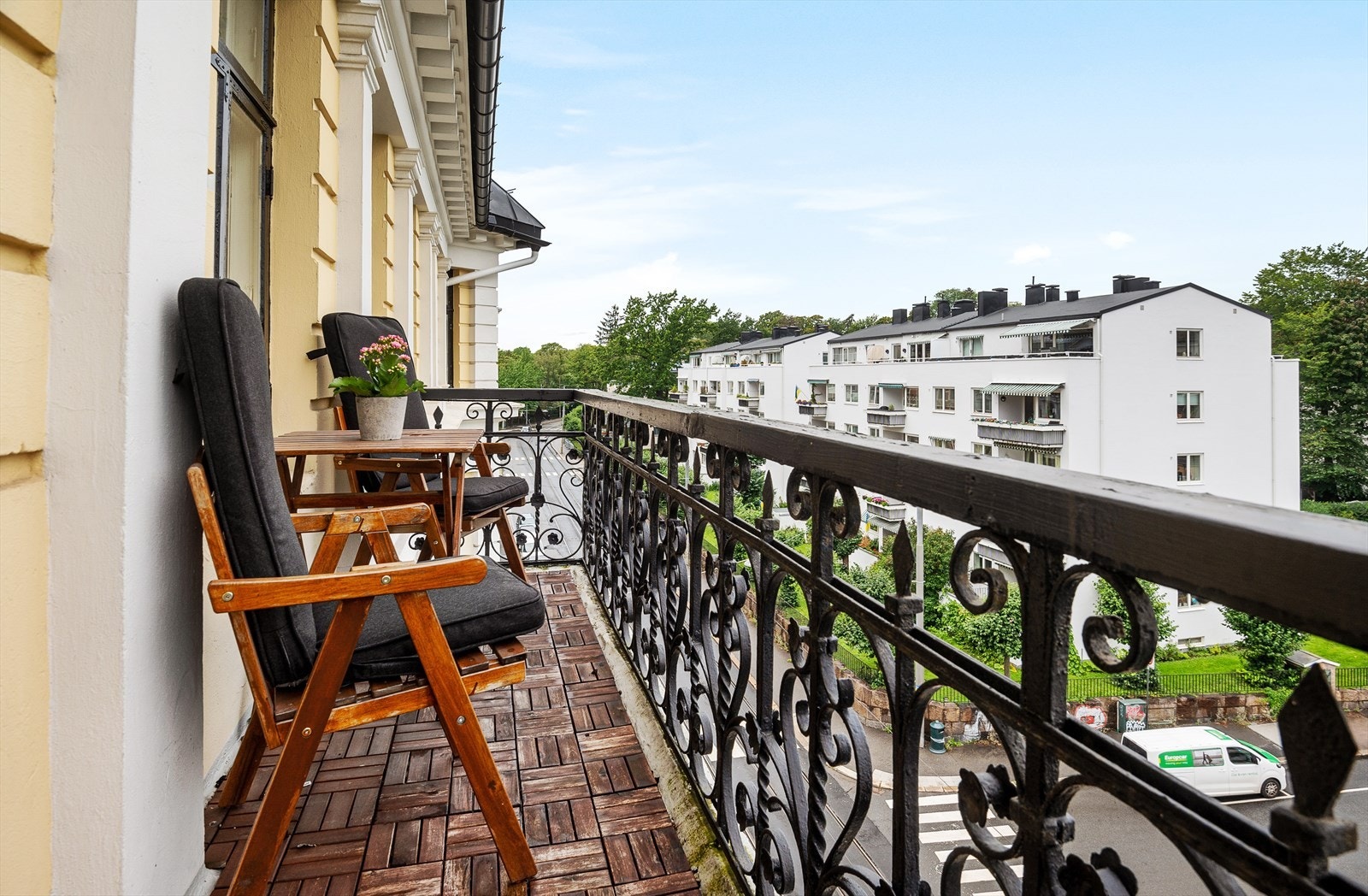 Fra soverommet har man også adkomst til balkong med ettermiddags- og kveldssol. Galleribilde