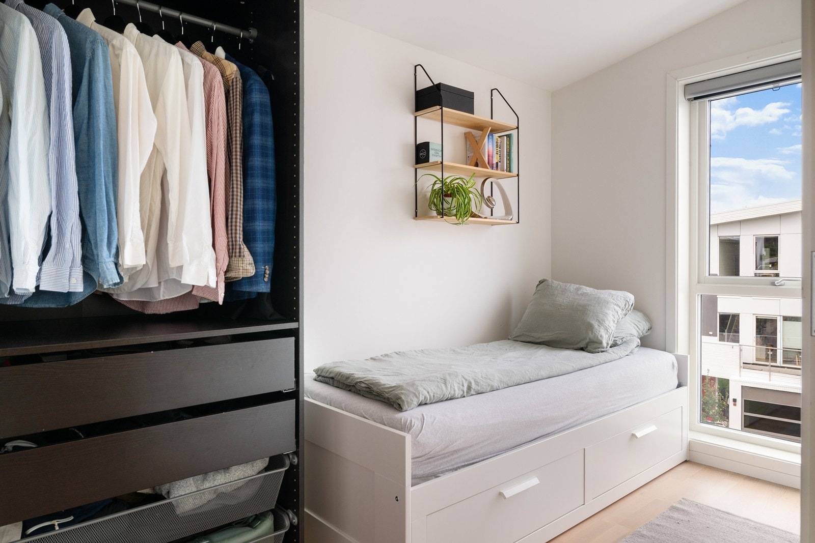 Soverom 3 er og av god størrelse og har en rolig og behagelig atmosfære. Galleribilde