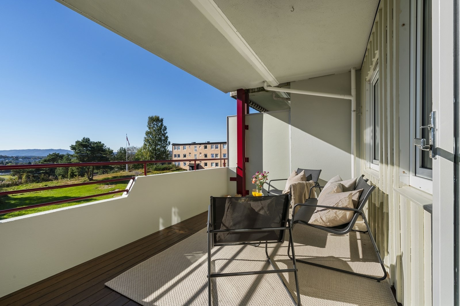 - Vestvendt balkong på 10m² - Galleribilde