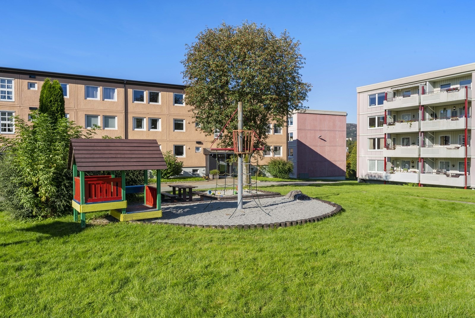 - Lekeplass til glede for de små - Galleribilde