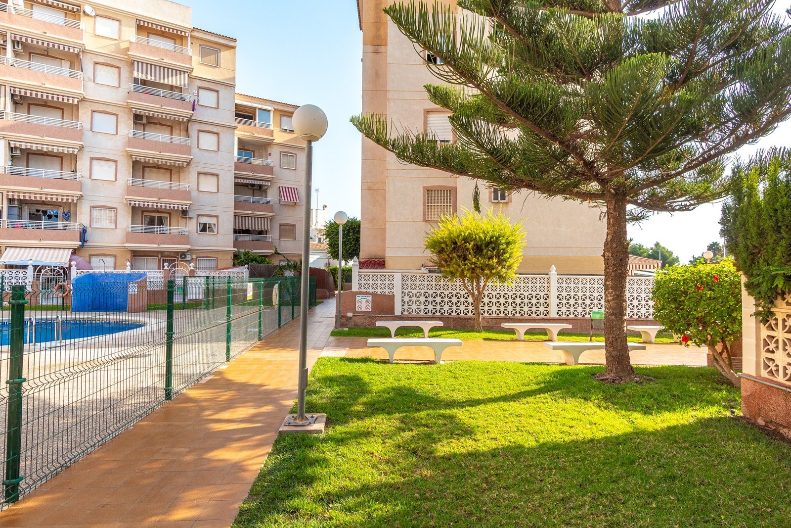 Spaniamegler1 har eget advokatkontor som sikrer kjøpsprosessen Galleribilde