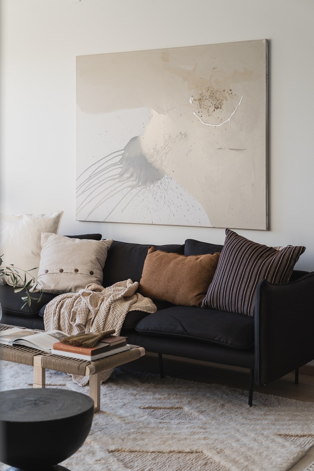 Vannbåren gulvvarme i stue og entré skaper et lunt og behagelig hjem, hvor varmen fordeles jevnt under gulvet Galleribilde