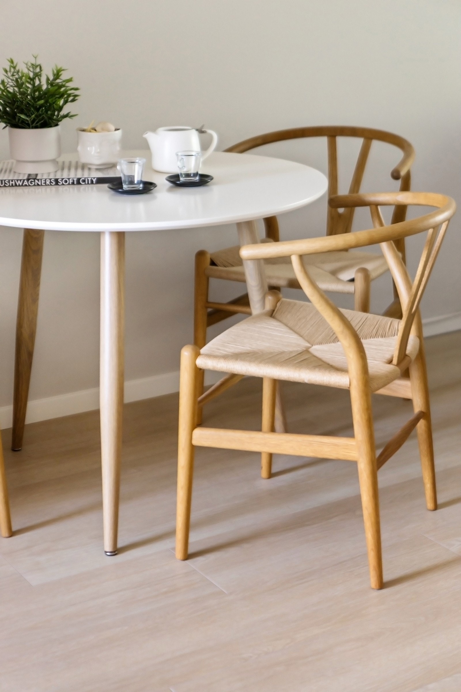 Romslig planløsning med flere møbleringsmuligheter. Galleribilde