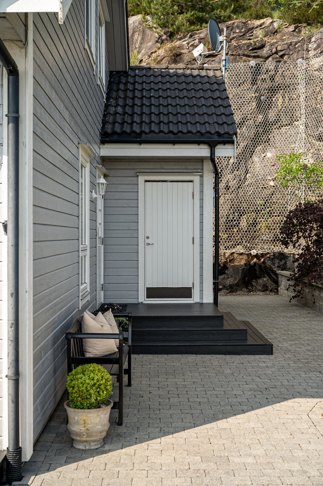 Inngang til entrè og bod. Galleribilde