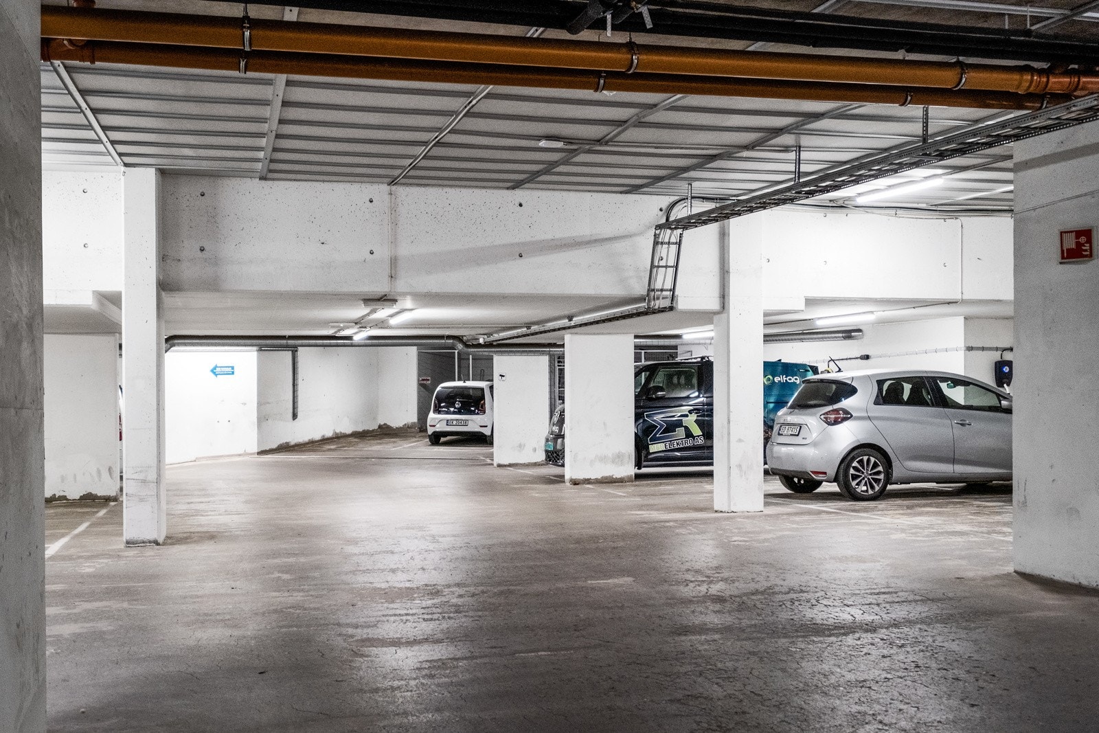 Det følger parkeringsplass i fellesanlegg. Det kan etableres lader for elbil. Galleribilde