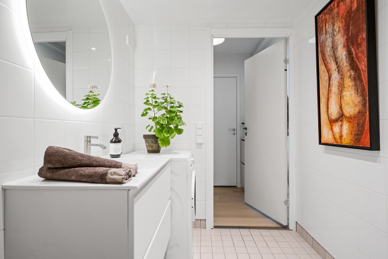 Det er felles leveranse av varmtvann i sameiet. Galleribilde