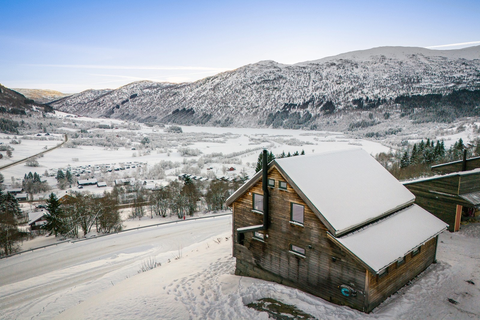 Fritt og landlig med enkel tilkomst. Galleribilde