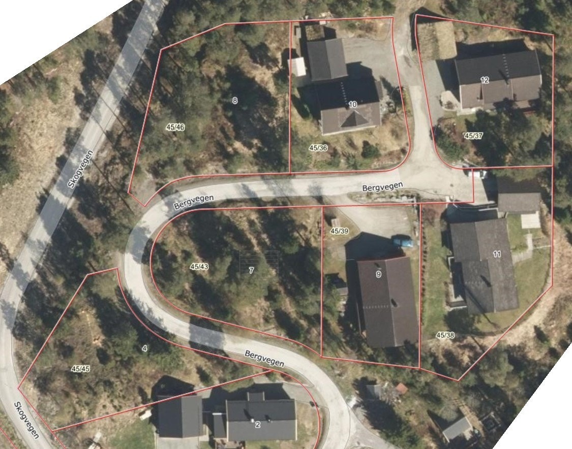 Flyfoto med eiendomsgrenser for Bergvegen Galleribilde