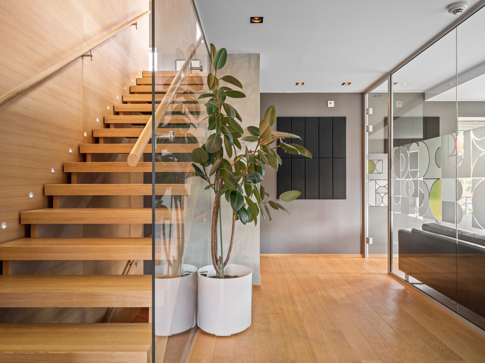 Velkommen ned i 1.etasje Galleribilde