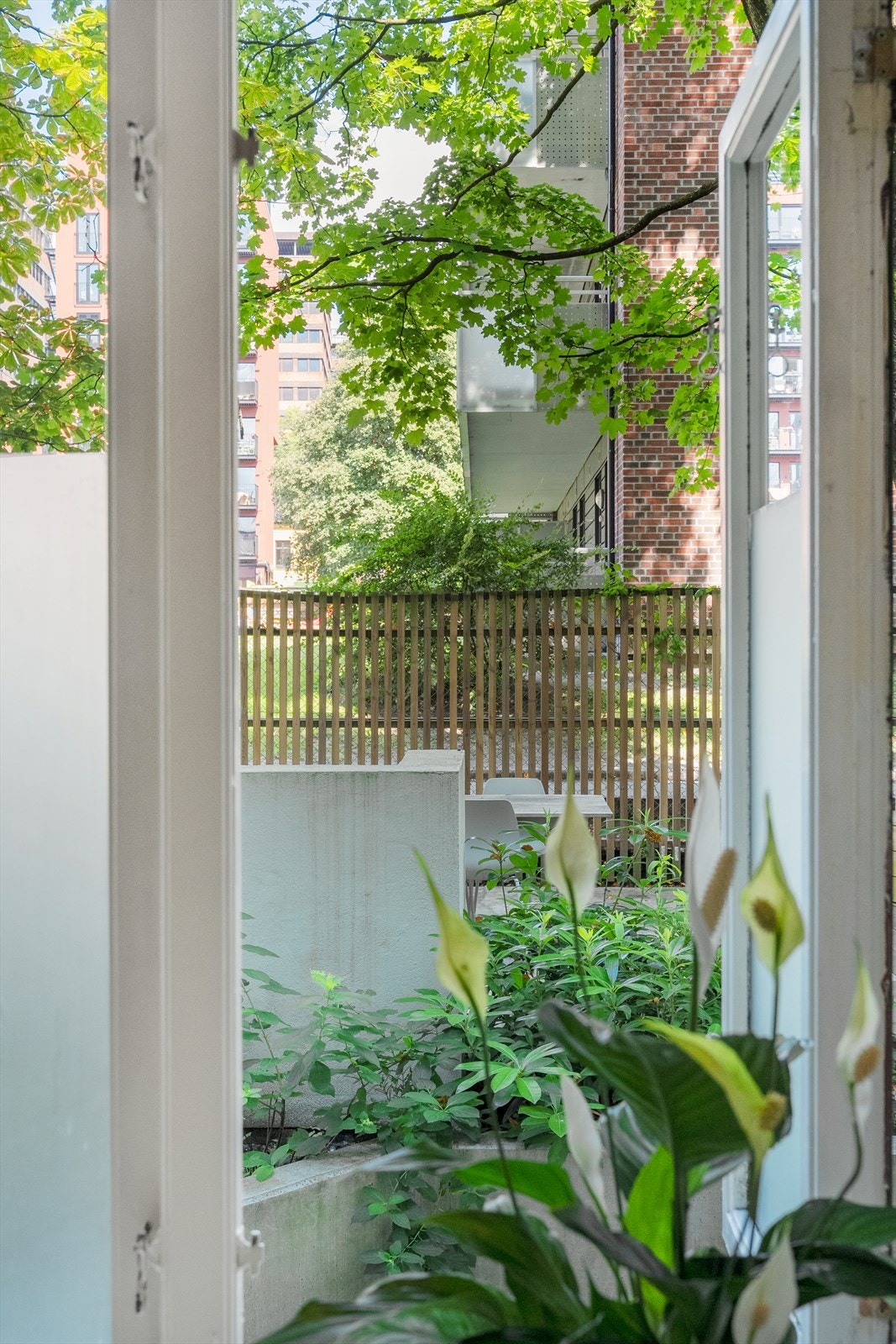 Soverommet er godt skjermet for støy og sjenanse fra gateplan. Galleribilde