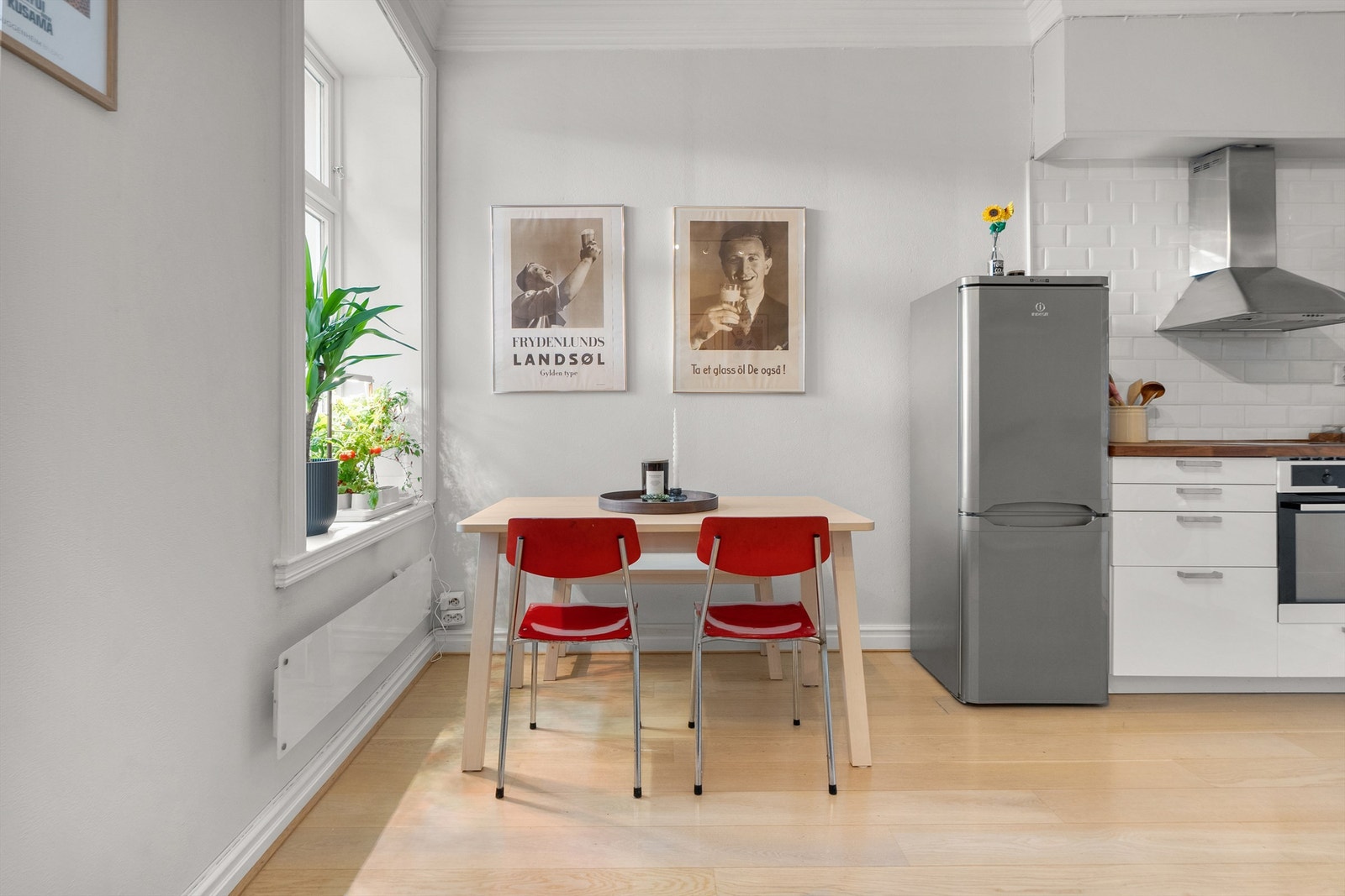 Felleskostnadene inkluderer varmtvann, noe som bidrar til lavere strømutgifter. Galleribilde