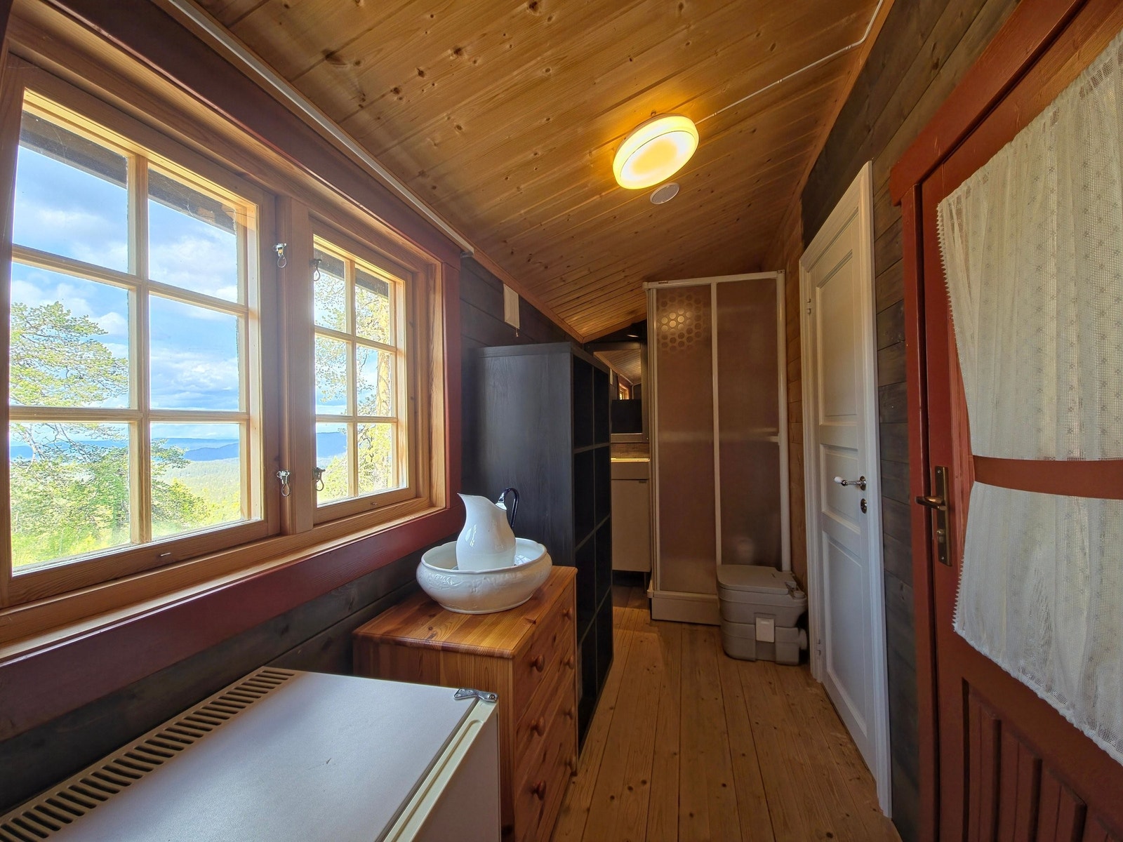 Gang i annekset Galleribilde