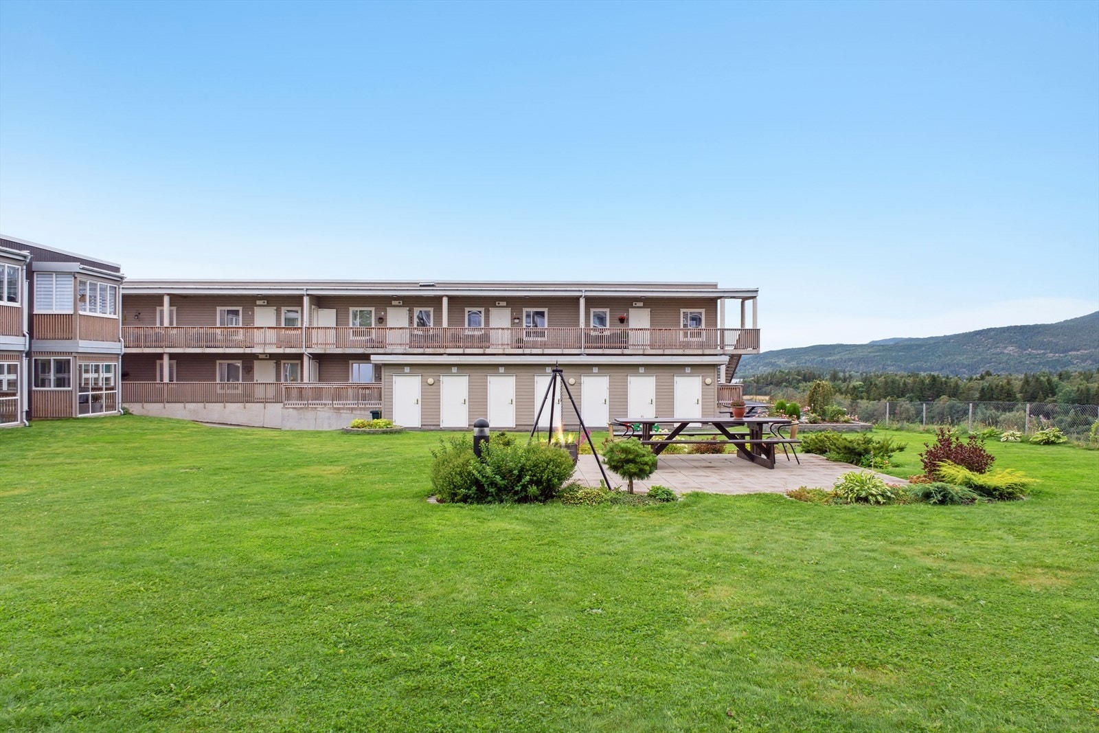 Borretslaget har flotte og grønne fellesarealer. Galleribilde