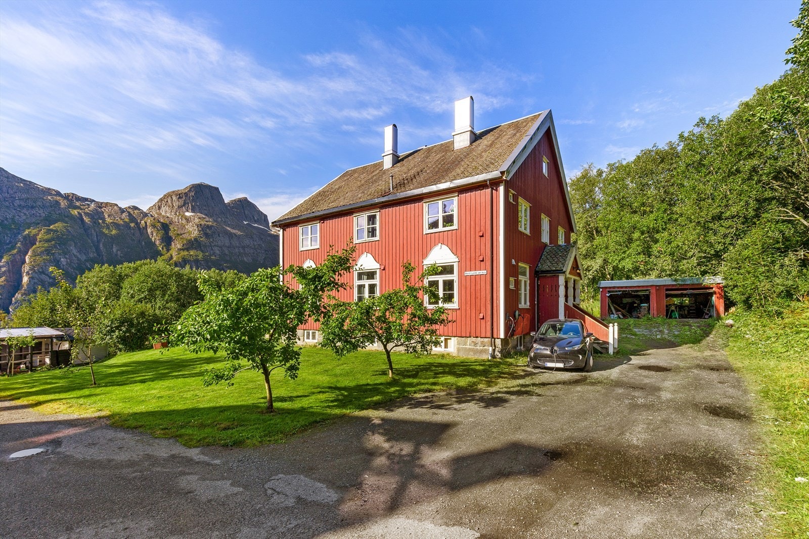 Uteområde. Galleribilde