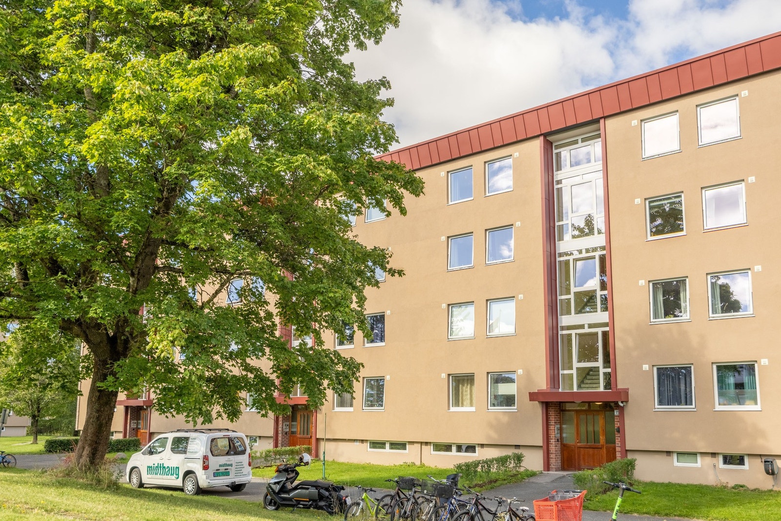 Borettslaget har pene fellesområder og er veldrevet. Galleribilde