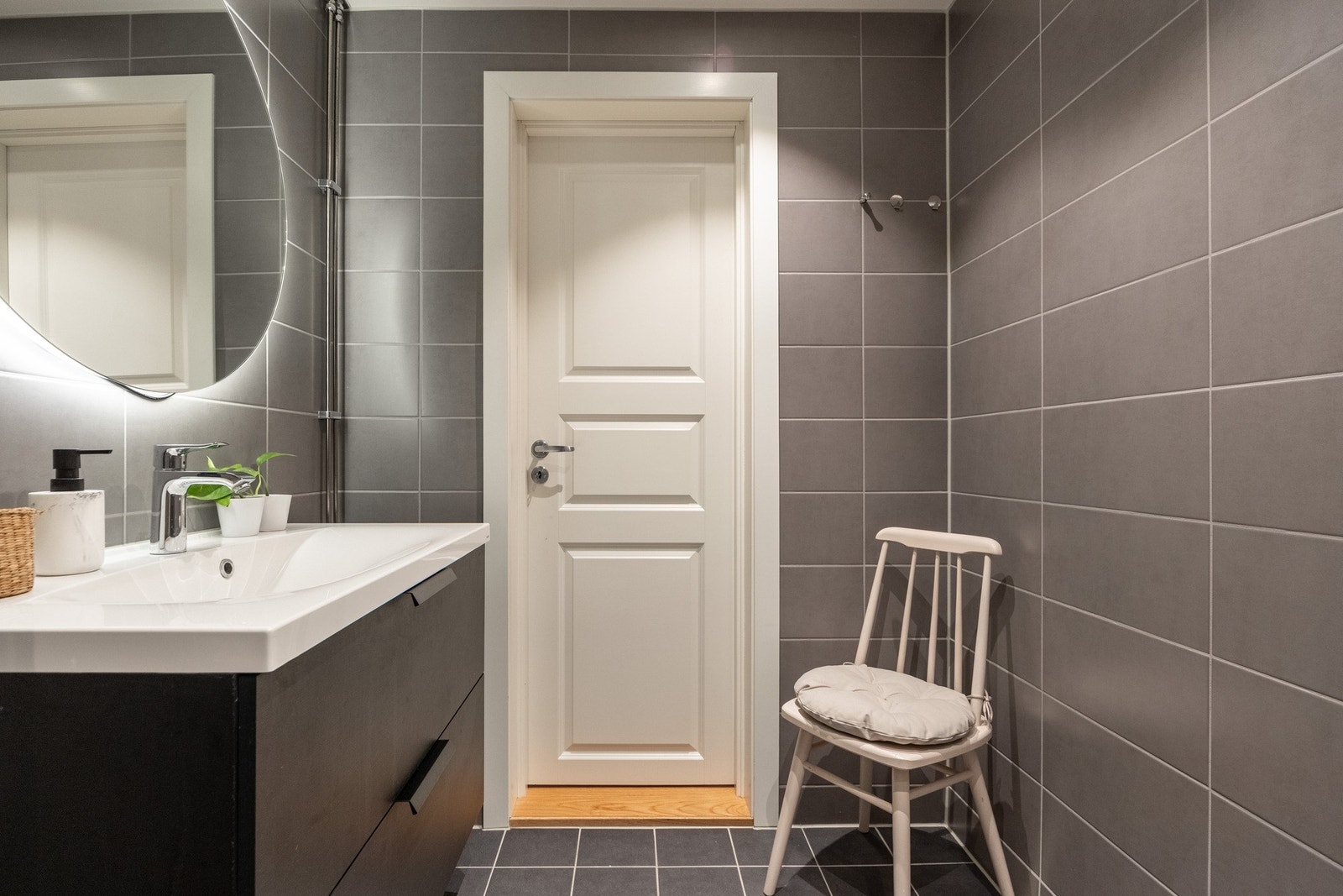 Det er opplegg for vaskemaskin. Galleribilde