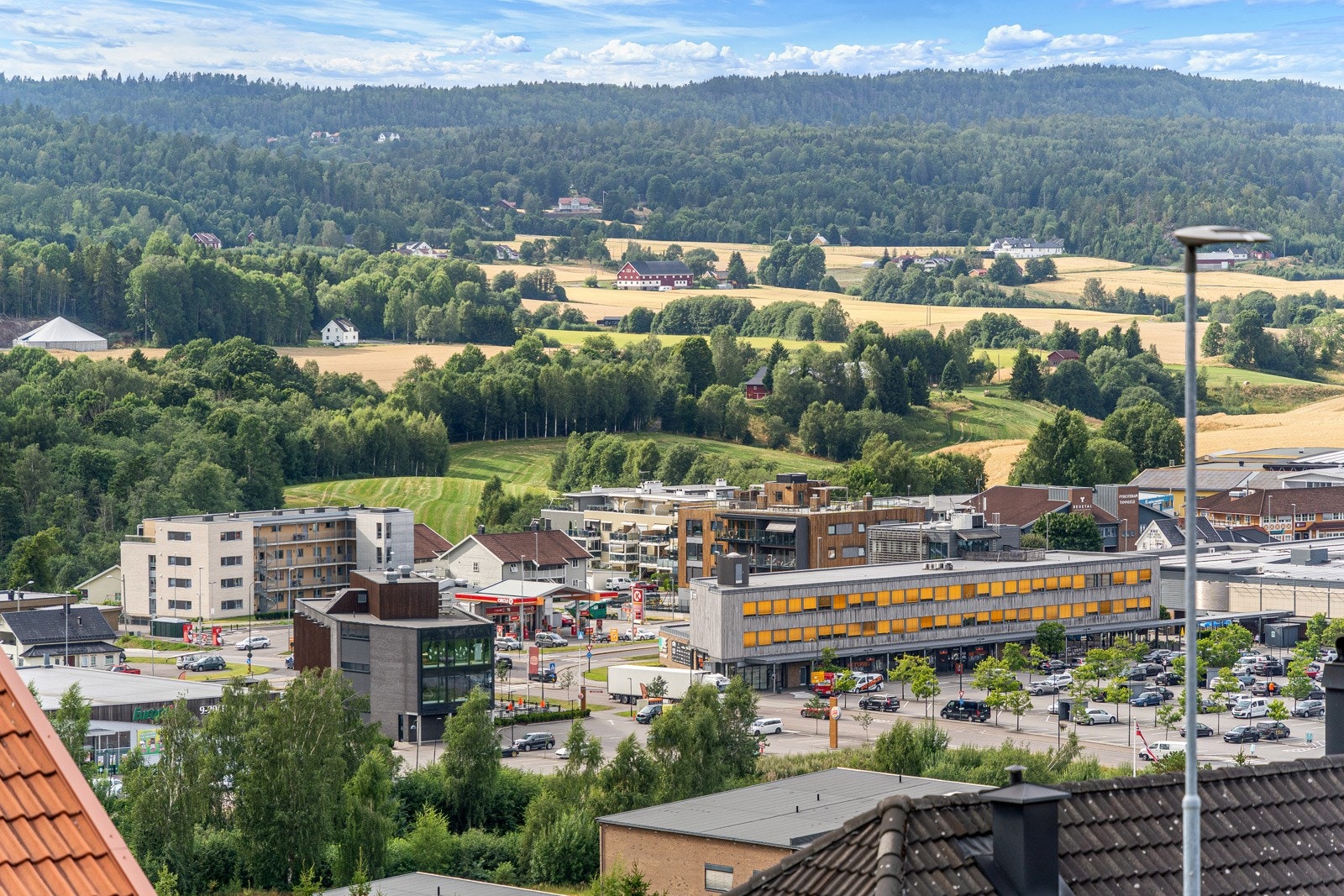 Utsikt mot Revetal sentrum Galleribilde