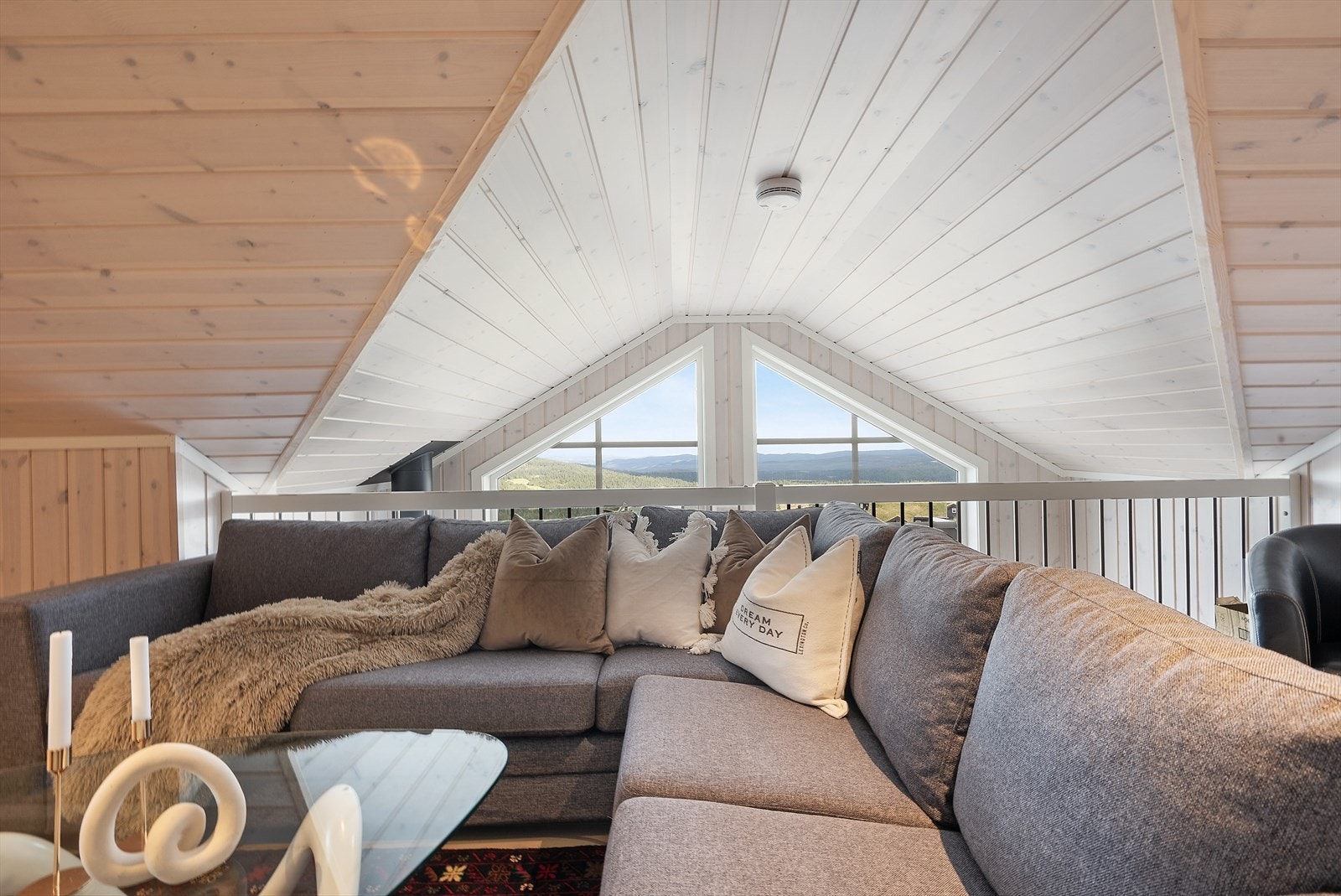 Trekke seg tilbake og sleppe av med vakkert utsyn. Galleribilde