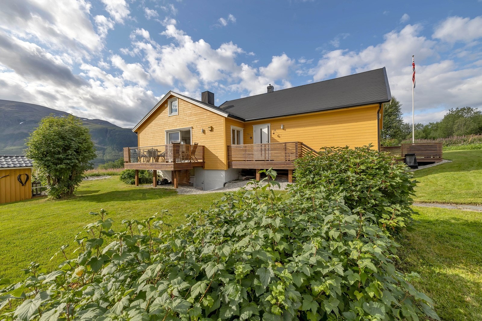 Fasade og inngangsparti. Galleribilde