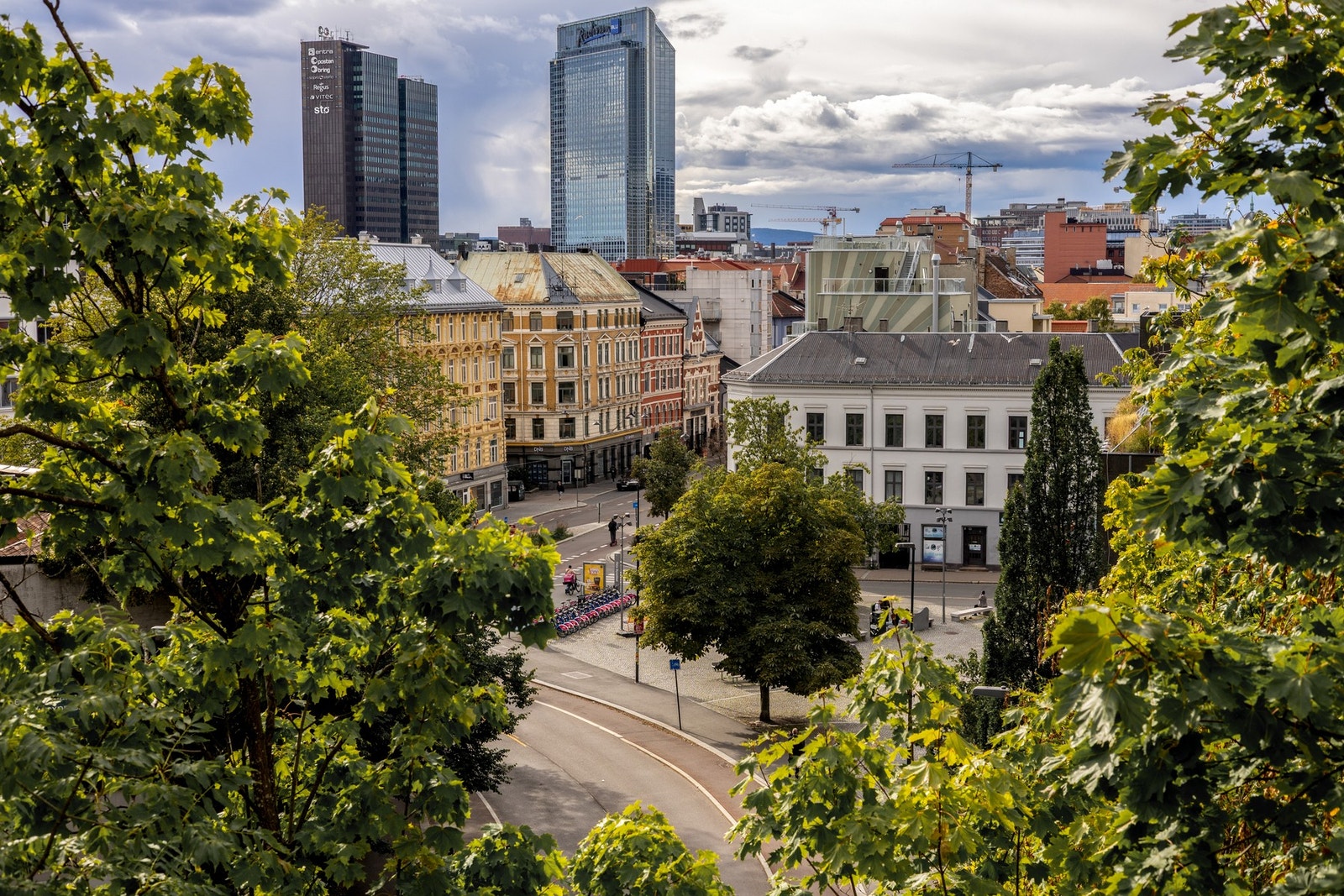 Her bor du sentralt med nærhet til alle bymessige fasiliteter. Galleribilde