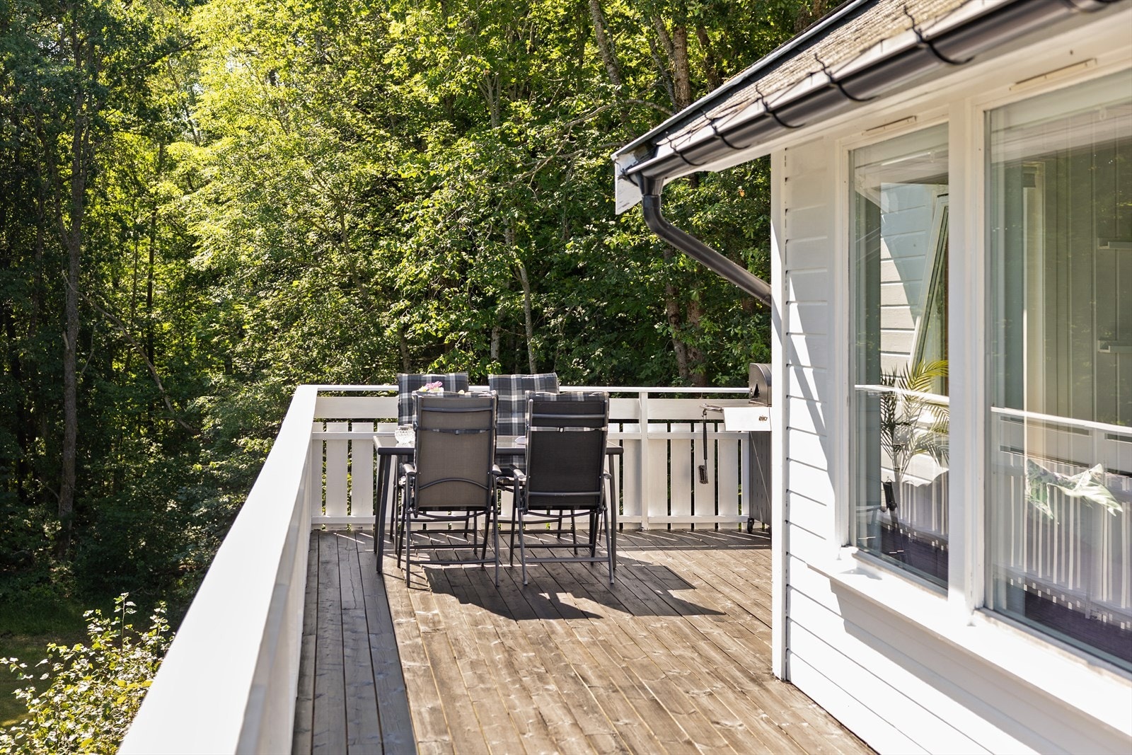 Det er rom for små og store begivenheter på hytta - denne drømmen kan bli din! Galleribilde