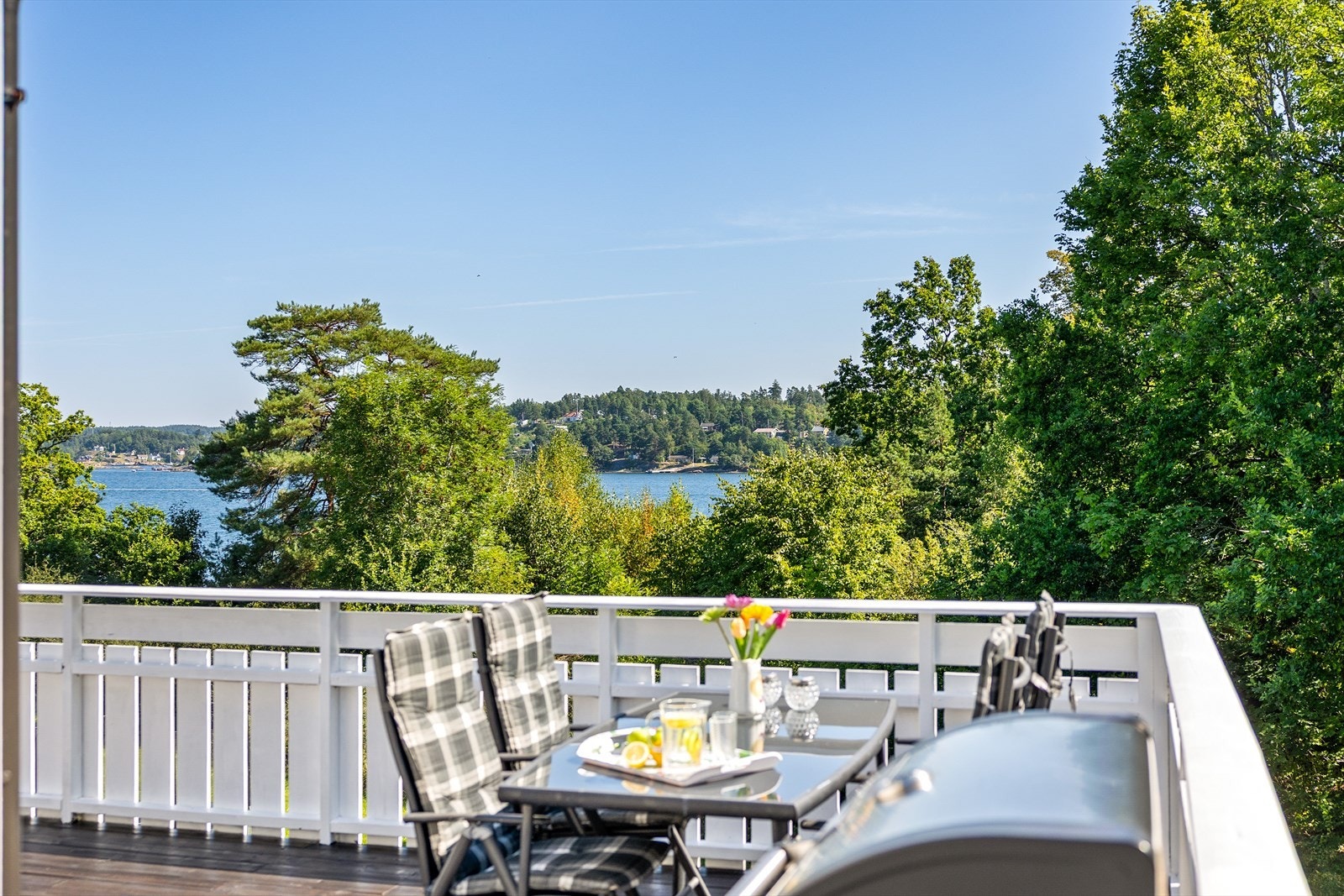 Frokosten her eller nede på stranda? Galleribilde