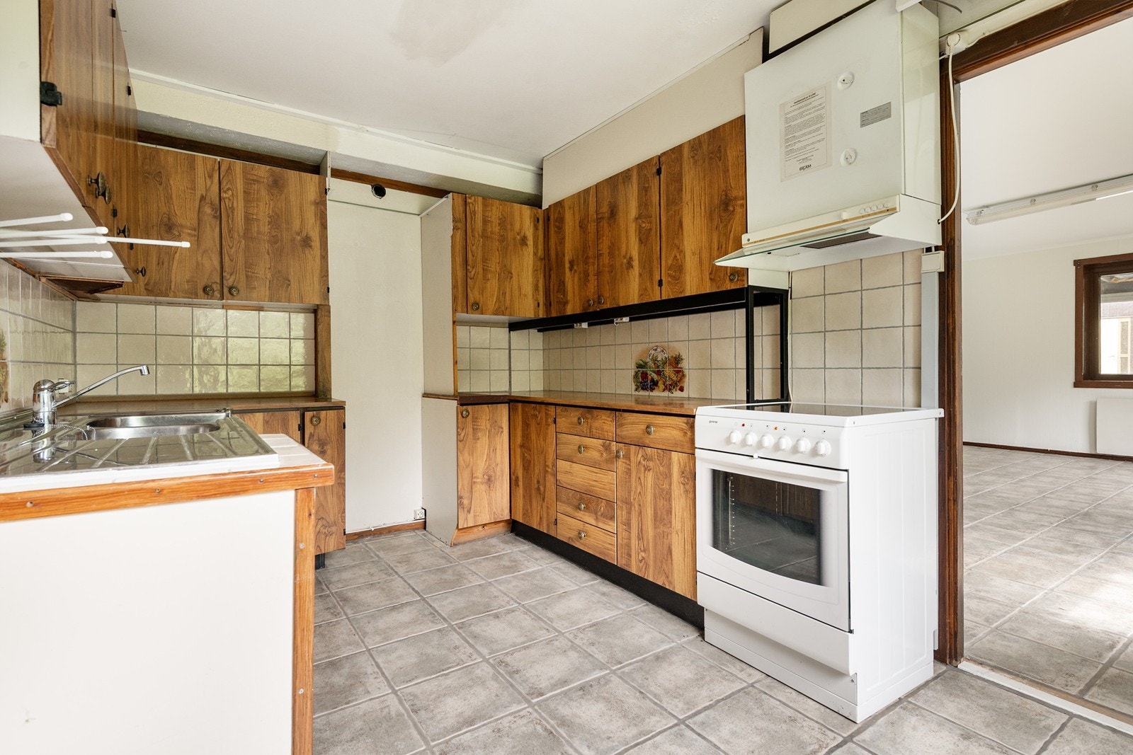 Underetasjen har også flere kjøkken Galleribilde