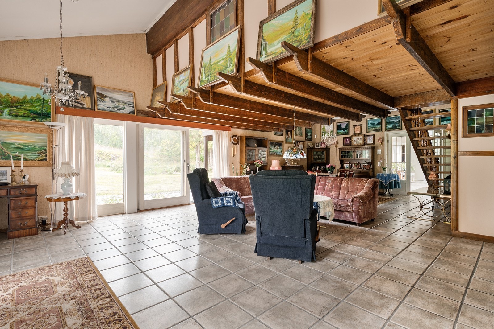 Mye plass med masser av brukspotensiale Galleribilde