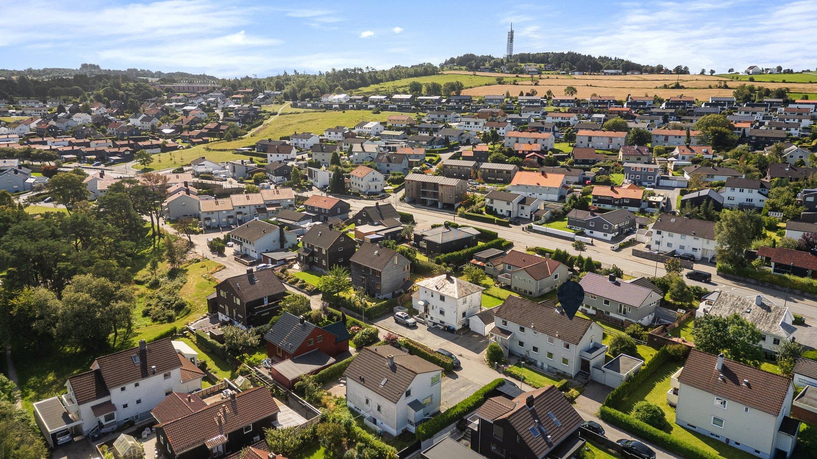 Her bor du i et stille og etablert nabolag. Galleribilde