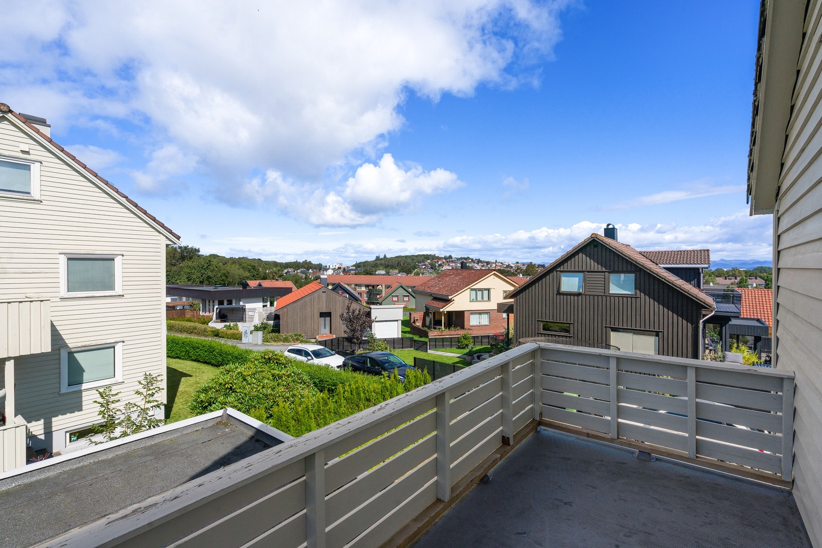 Utgang til balkong. Galleribilde