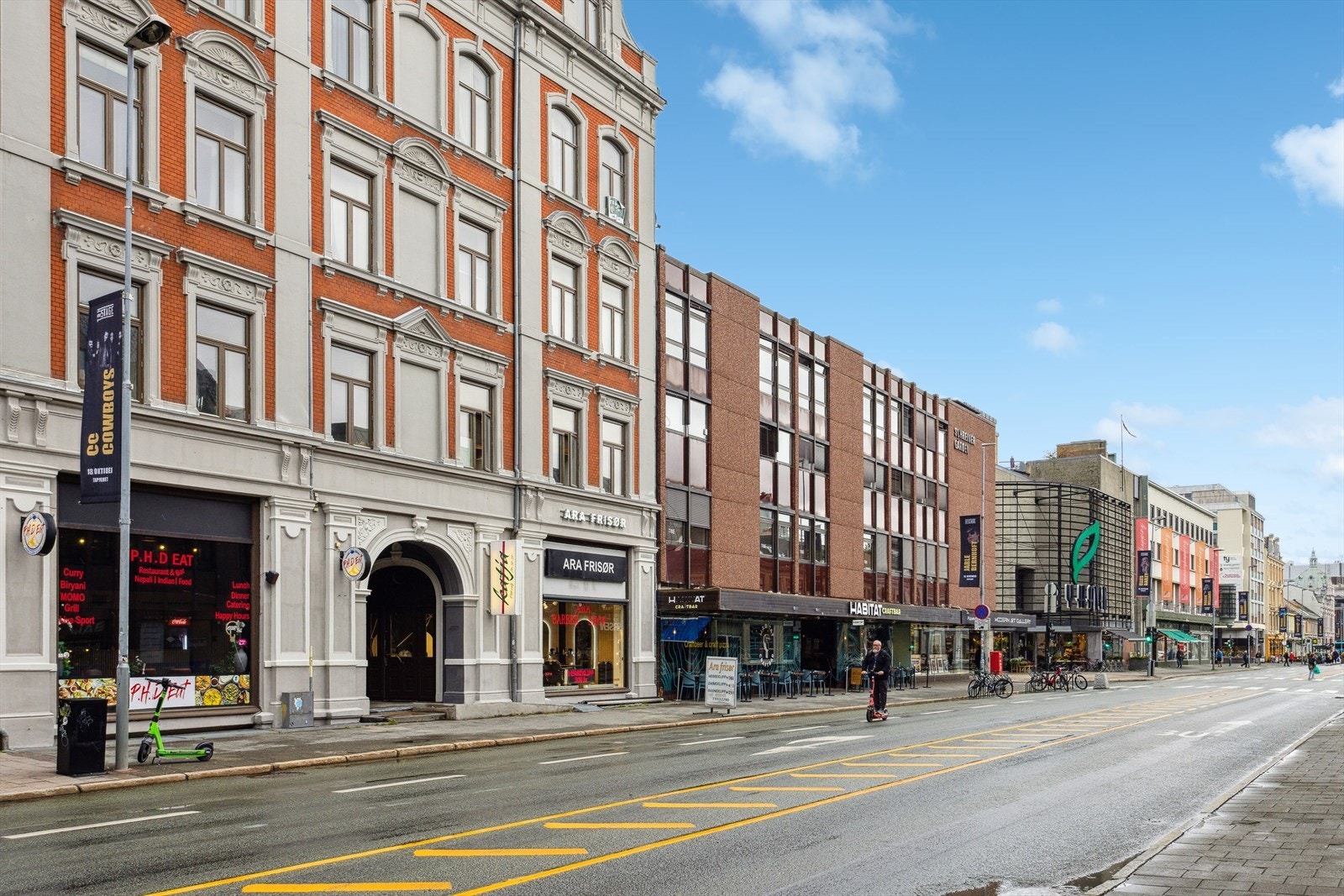 Leiligheten ligger fint til i byggets 3. etasje Galleribilde