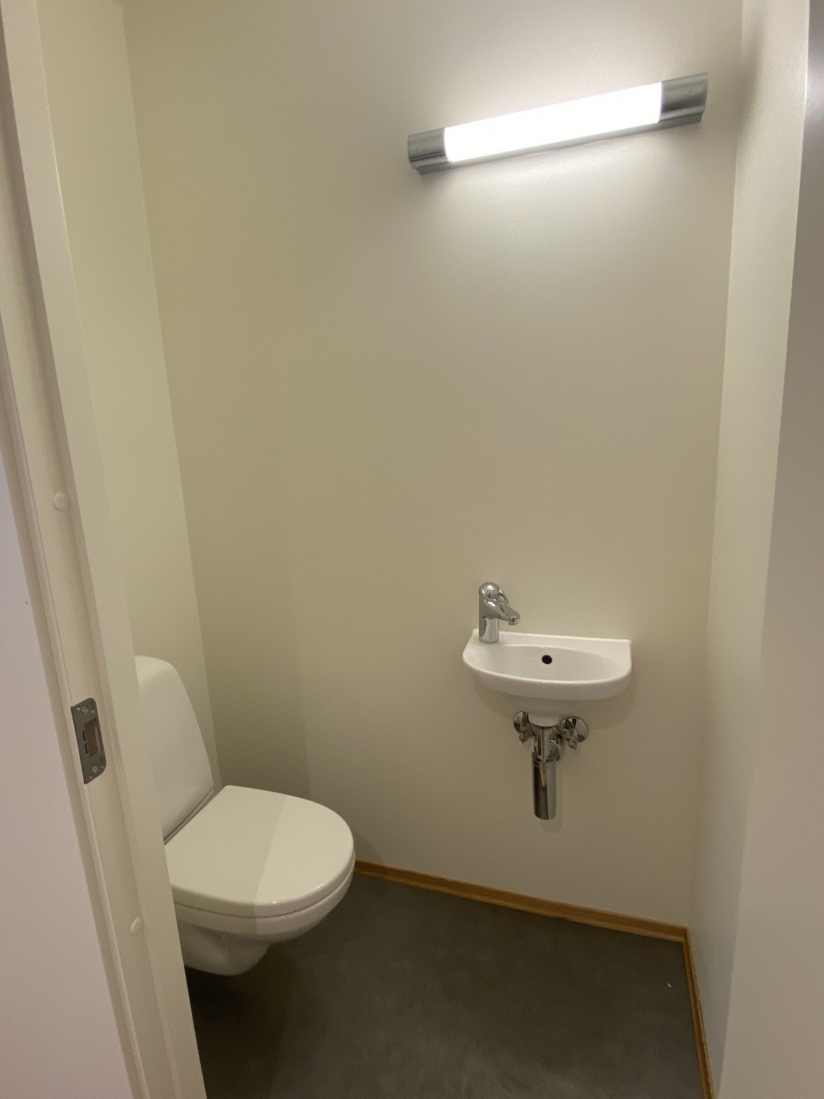 Toalett Galleribilde